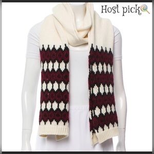 GUCCI patterned wool scarf